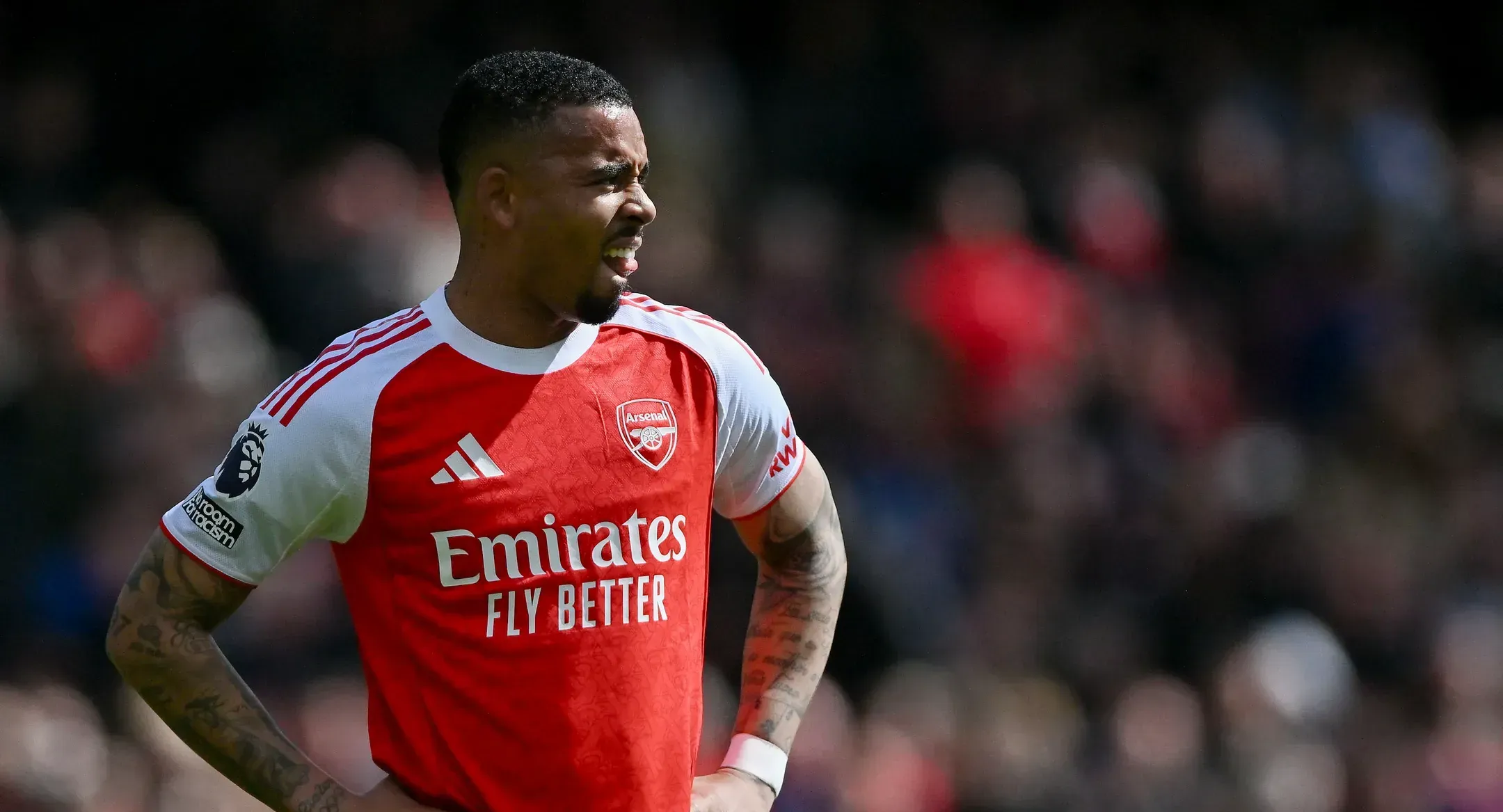 Barcelona fecha avançado do Arsenal